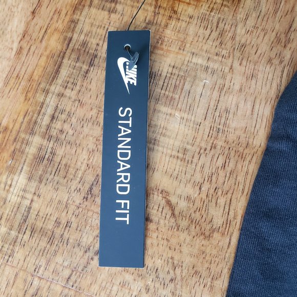 Nike / Pride BE TRUE Shirt Black/White / Sz L / CD - Picture 3 of 5